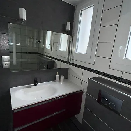 Appartement Jolie Vue Wifi Besançon Buitenkant foto